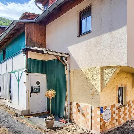 3 Bedroom Awesome In Saalfeld Holiday home Saalfeld Saale